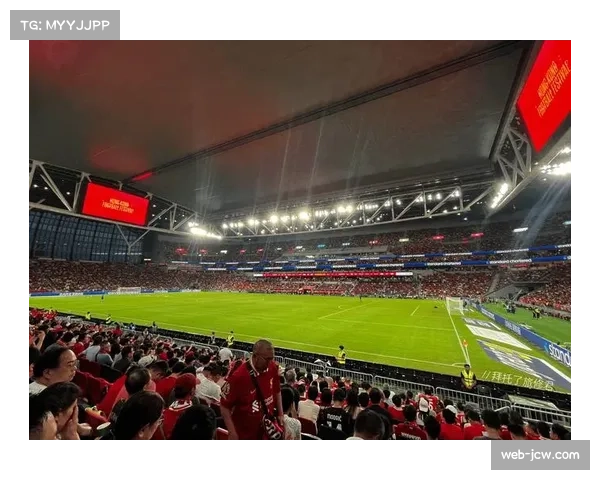 英超转播权费用持续攀升 本土球迷面临观赛成本增加压力。